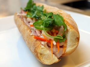 919374_405321056233382_1801955683_o