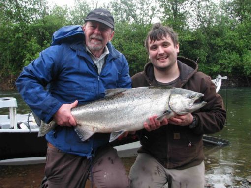 Spring-Chinook-caught-on-the-Nestucca-River-800x600